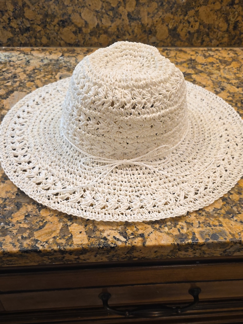 Scala White Crochet Sun Hat with Slim Tie